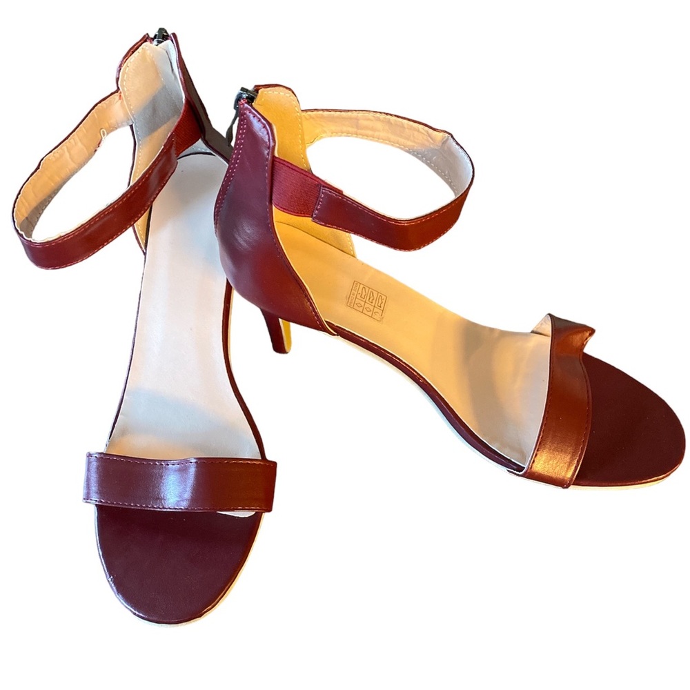 Women Minimalist Stiletto Heeled Ankle Strap Sandals, Maroon size 9.5